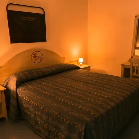 Oriente Hotel Lípara